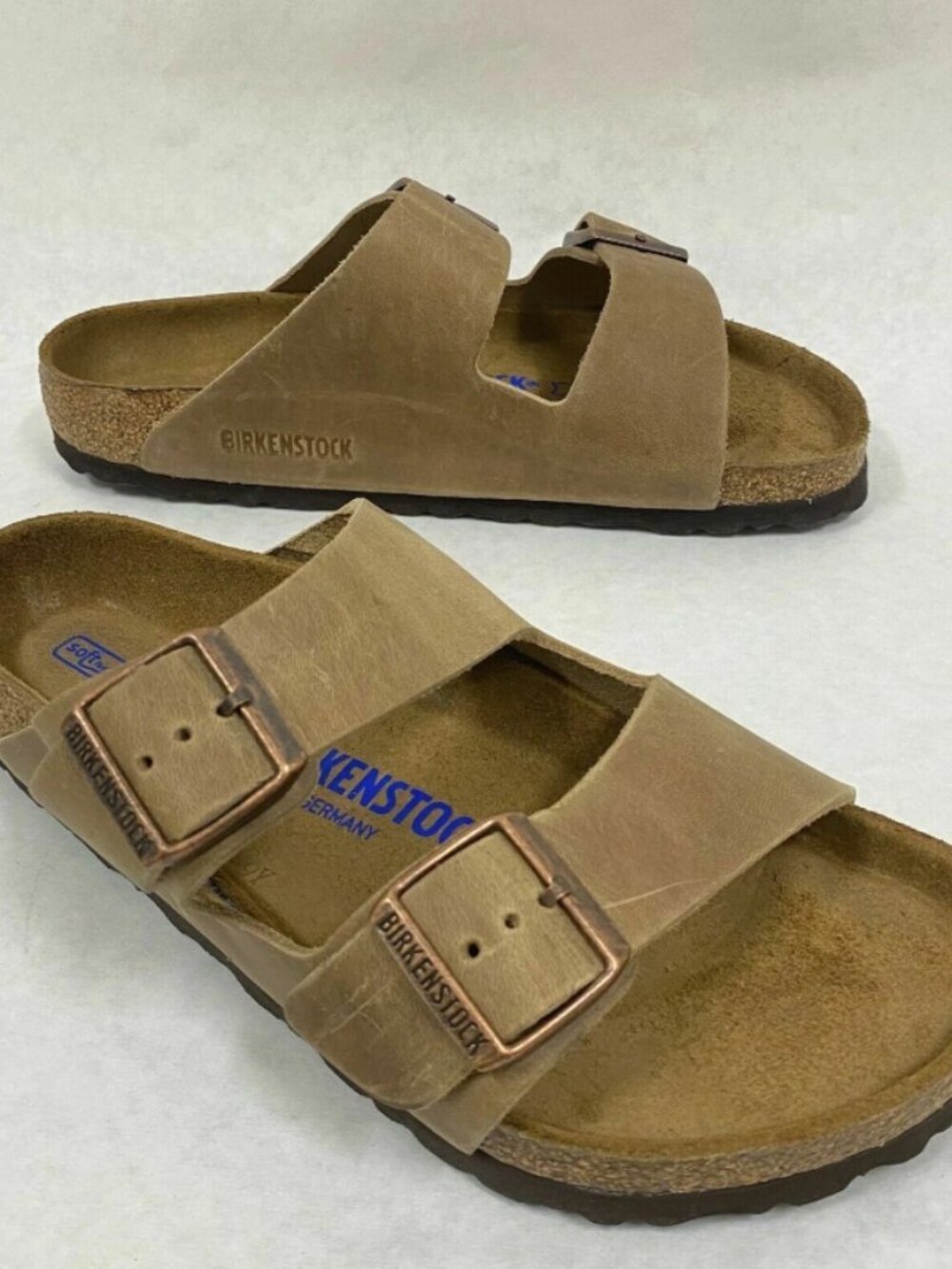 Birkenstock Arizona Tobacco Brown Oiled Leather Soft Footbed Regular Width - Picture 2 of 5